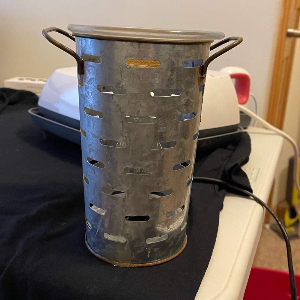Scentsy warmer